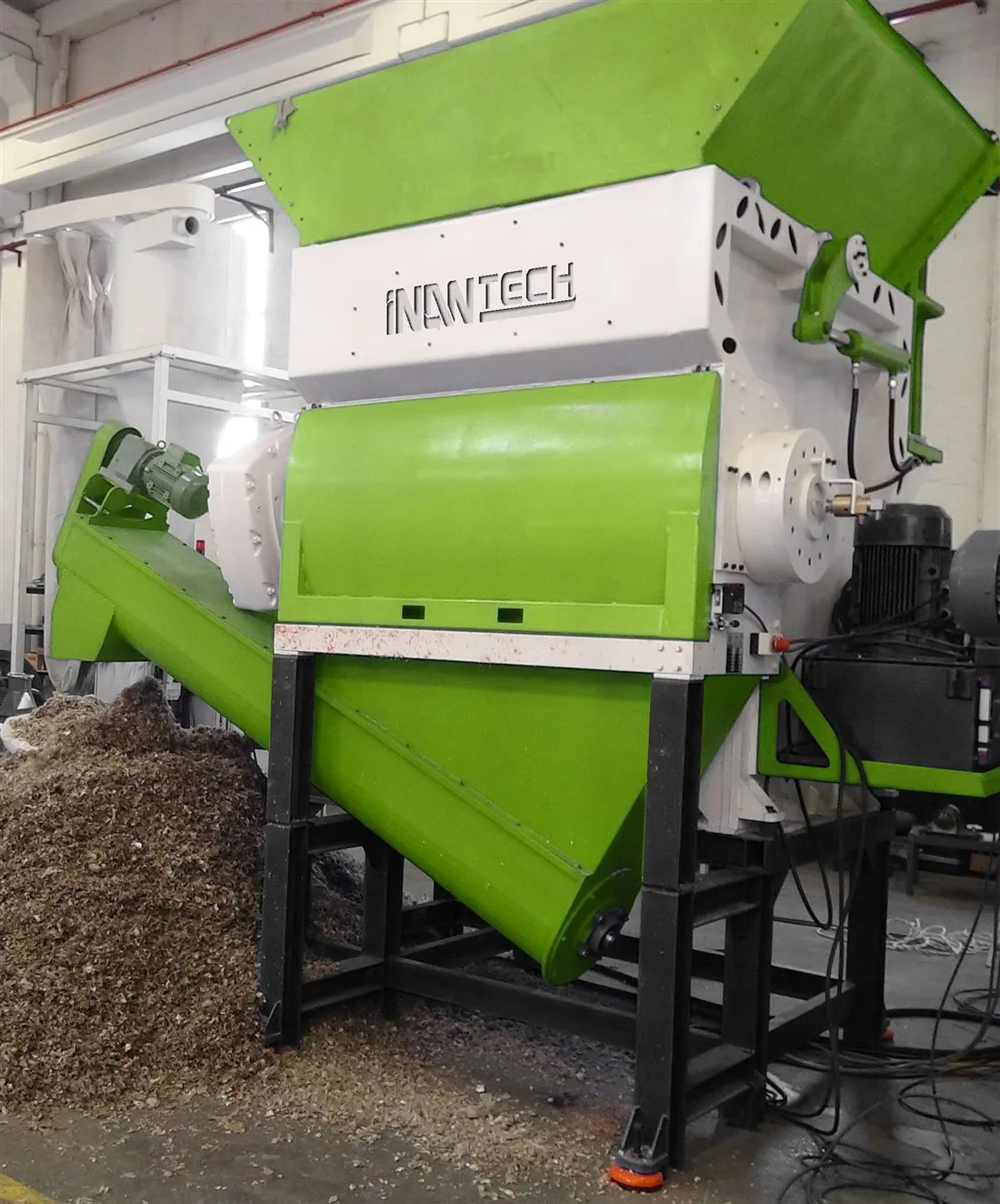 1500 tek şaftlı shredder fotoğraf