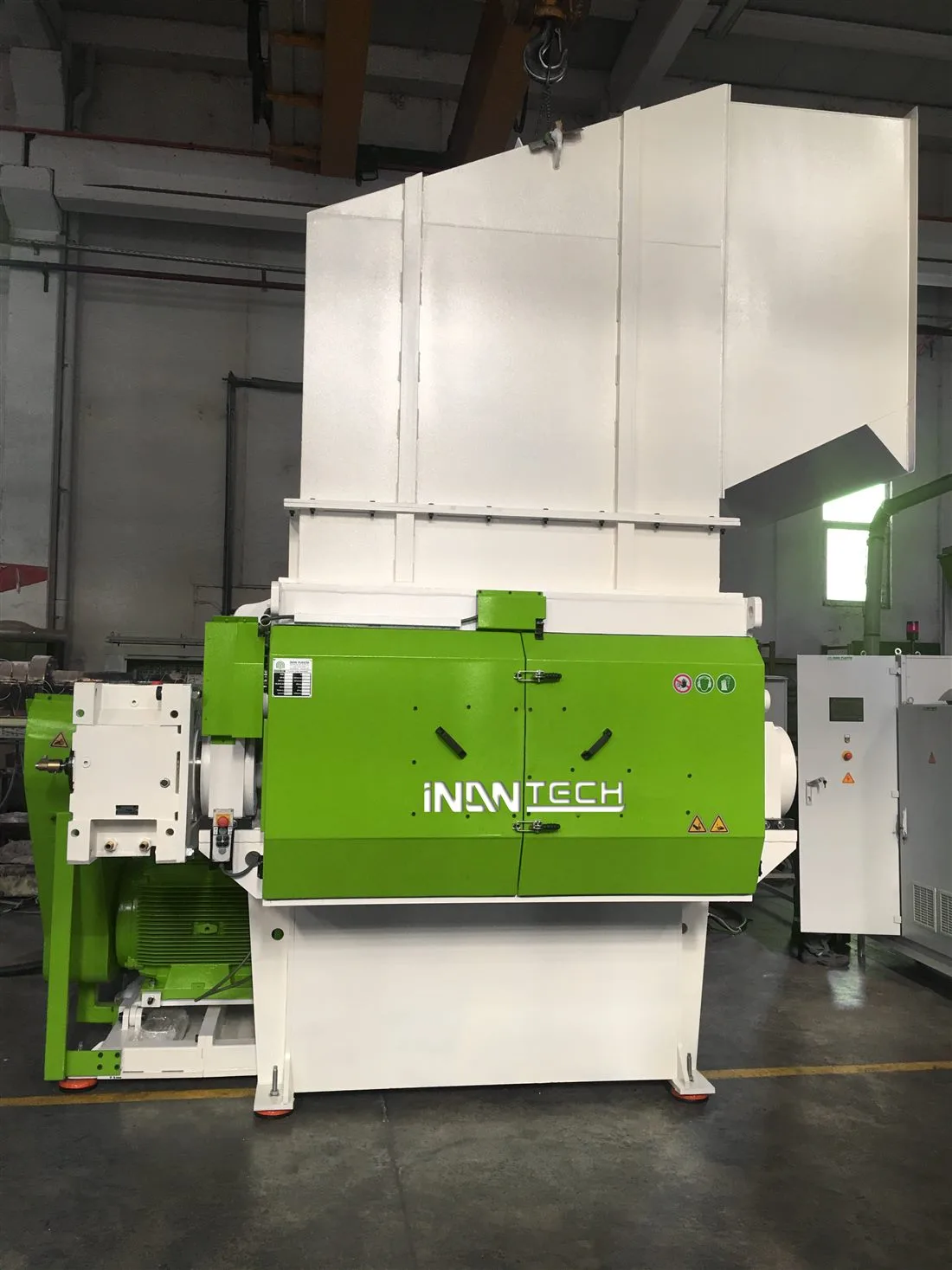 1600 tek şaftlı shredder fotoğraf